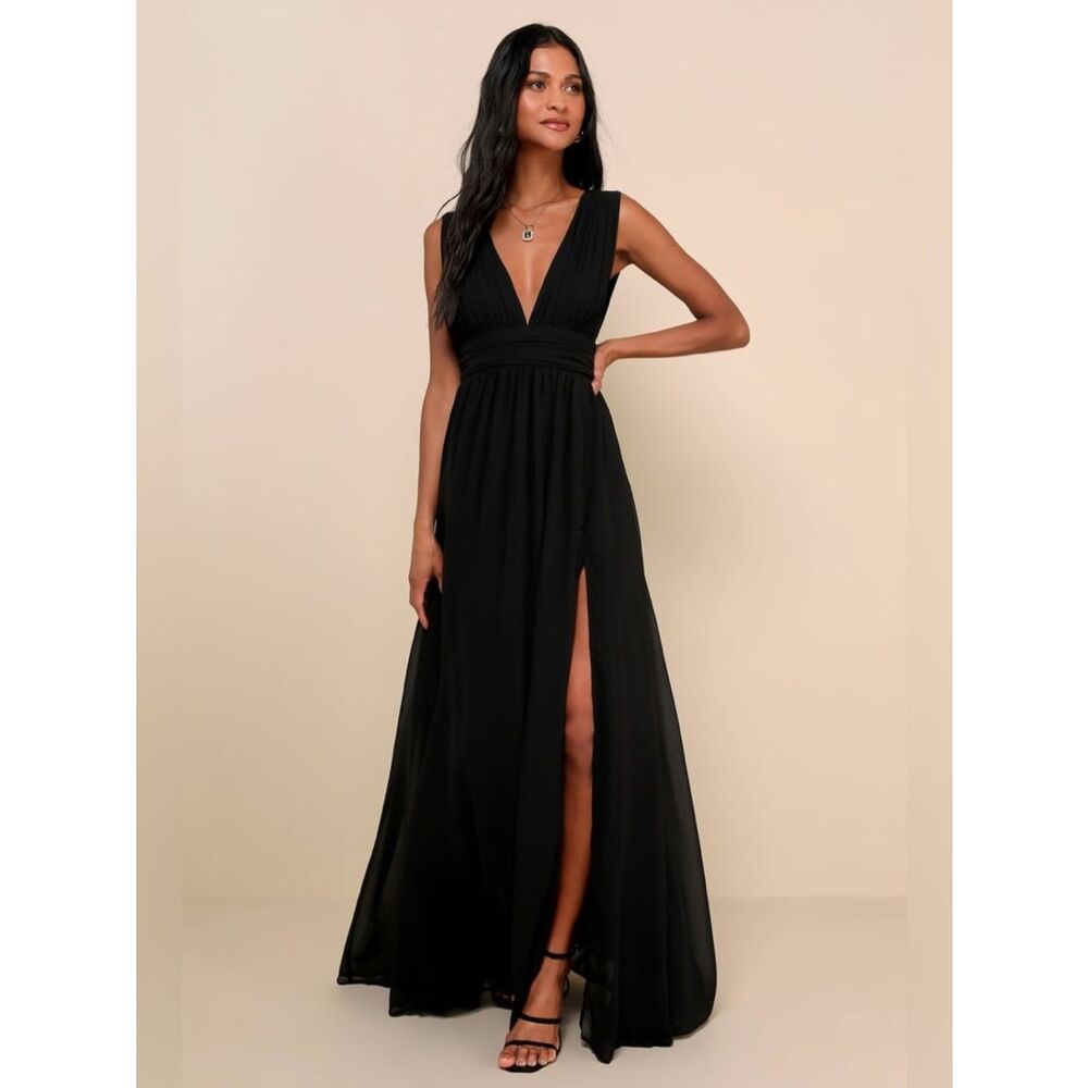 Lulus Heavenly Hues Black Maxi Dress Size S NWT